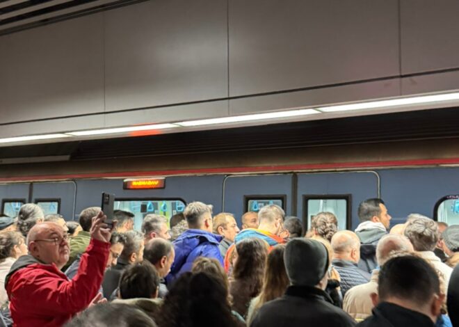 Marmaray’da arıza: Seferler yapılamıyor